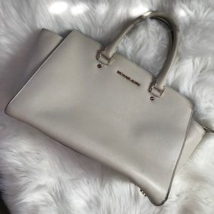 USED beige Michael Kors Selma medium saffiano